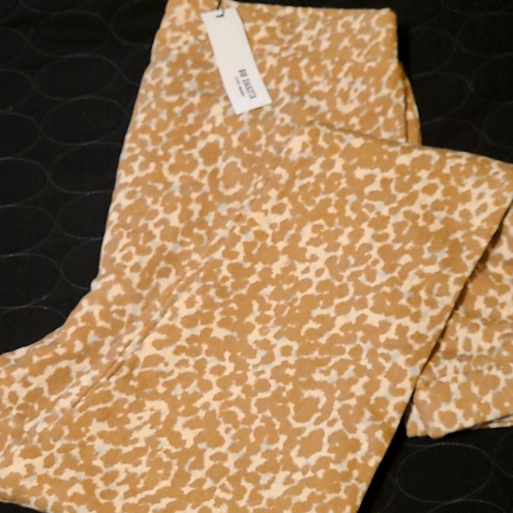BB Dakota I Want It Cat Way Joggers L